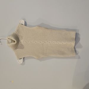 Stretchy XL Silver Sparkly Sleeveless Turtleneck